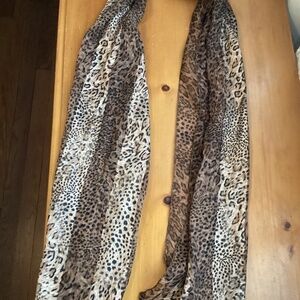 Leopard print scarf